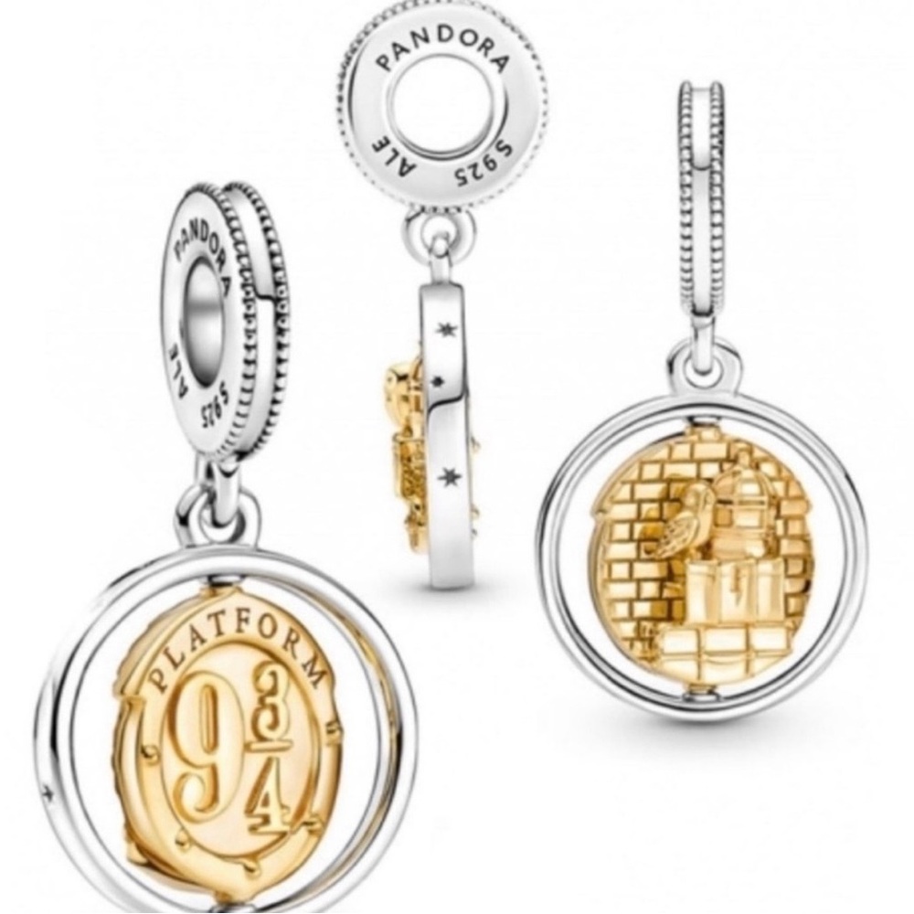 Brand New Retired Pandora x Harry Potter 9 3/4 Hedwig Spinning Dangle Charm - Picture 3 of 16